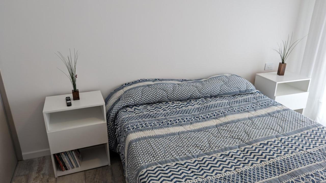 Apartment Departamento A Estrenar Zona Constitucion Y La Costa A Metros Del Mar Con Cochera *